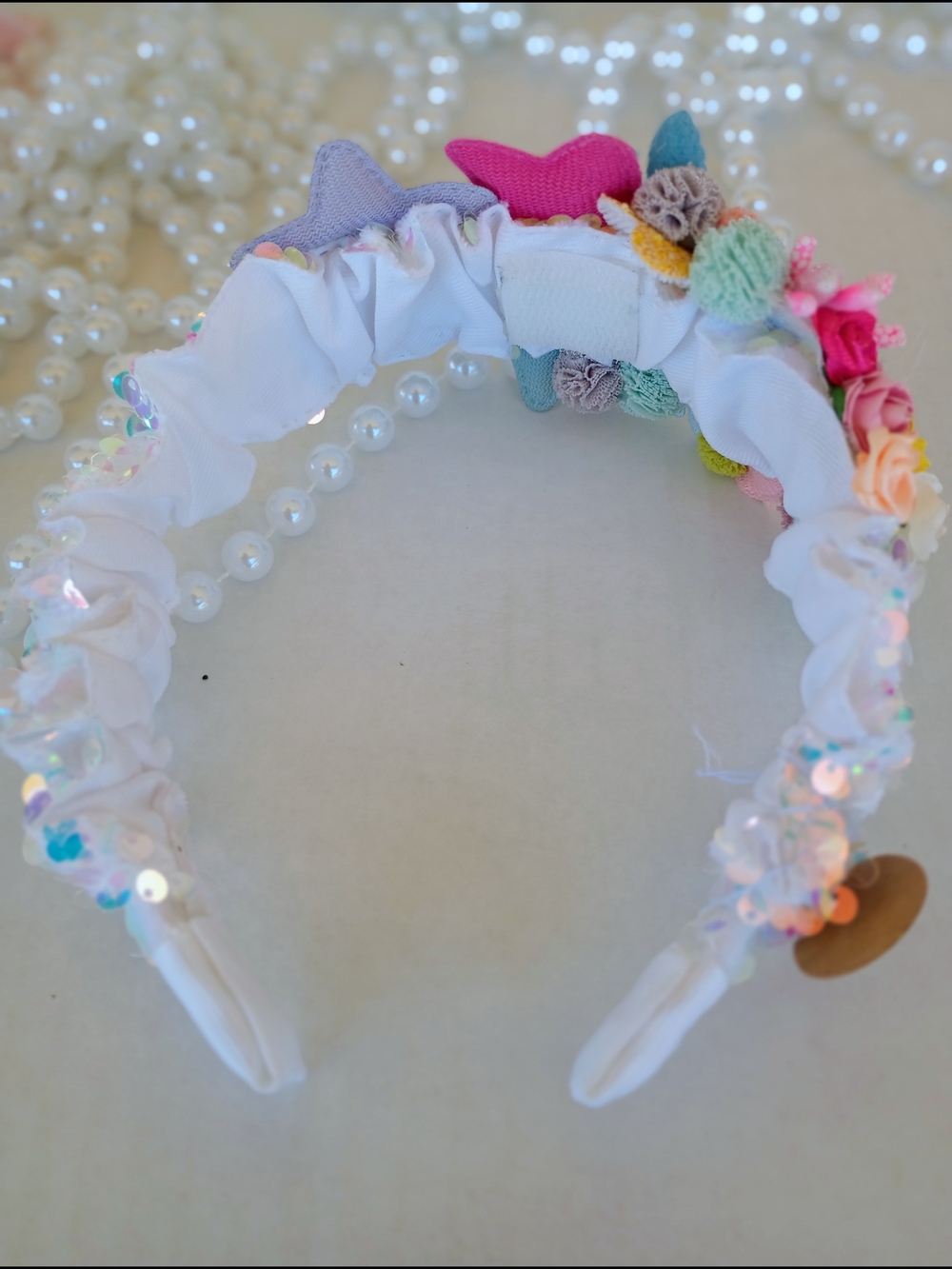Pastel Multicolor Girls' Decorative Hairband with Doll and Frog Accent - Picture 5 of 7